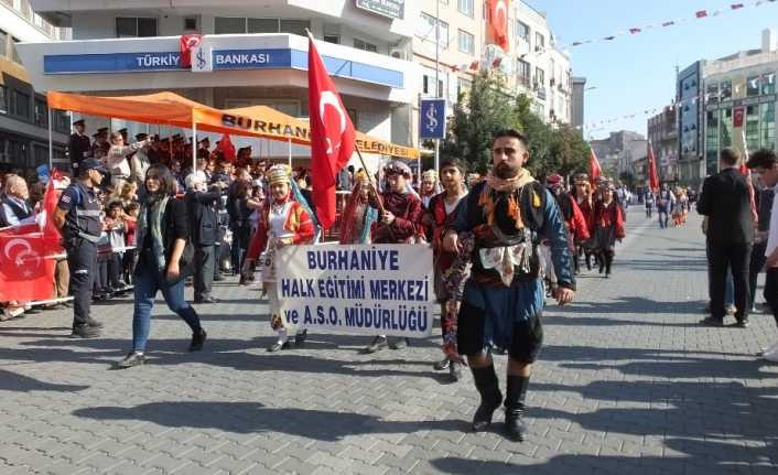 Burhaniye’de Cumhuriyet Coşkusu