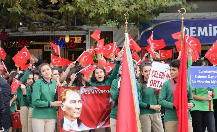 Cumhuriyet Bayramı coşku içinde kutlandı