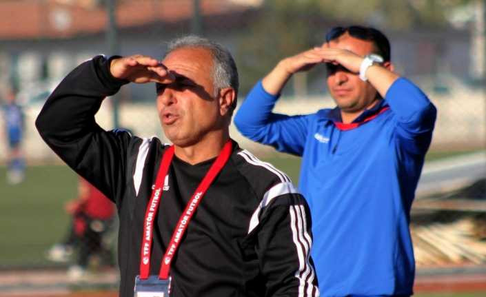 Develispor Teknik Direktörü Ahmet İzgi: “Şampiyon olmaya kararlıyız”