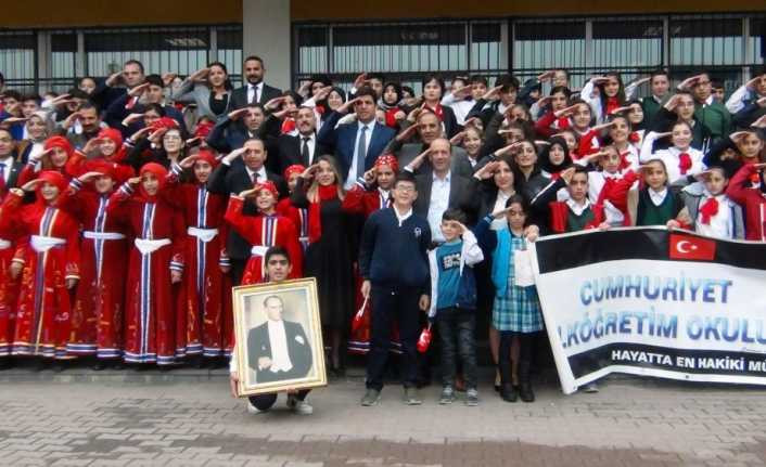 Erciş’te Cumhuriyet Bayramı coşkusu