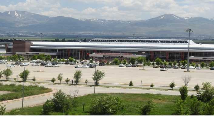 Erzurum Havalimanı’nda Eylül Ayında 82 bin 51 yolcuya hizmet verildi