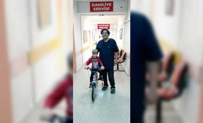 ’Misket’ sözünü ’bisiklet’ anlayan çocuk, bisiklet alınıncaya kadar hastaneden çıkmadı