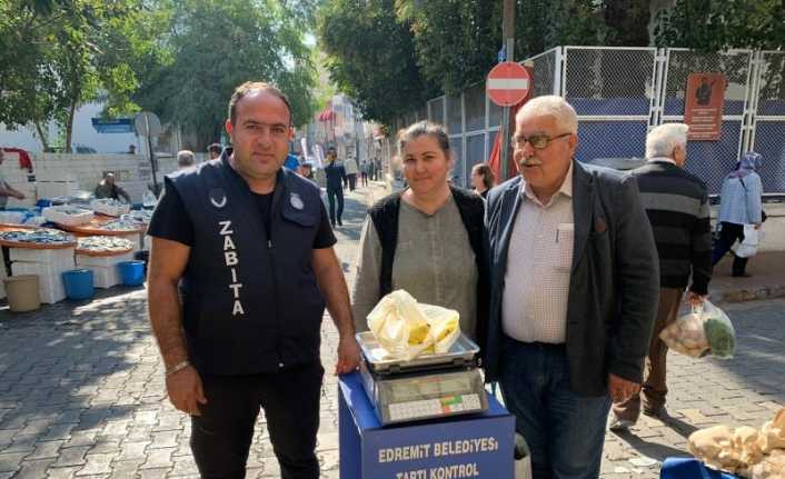 Pazar yerinde tartı kontrol noktaları kuruldu