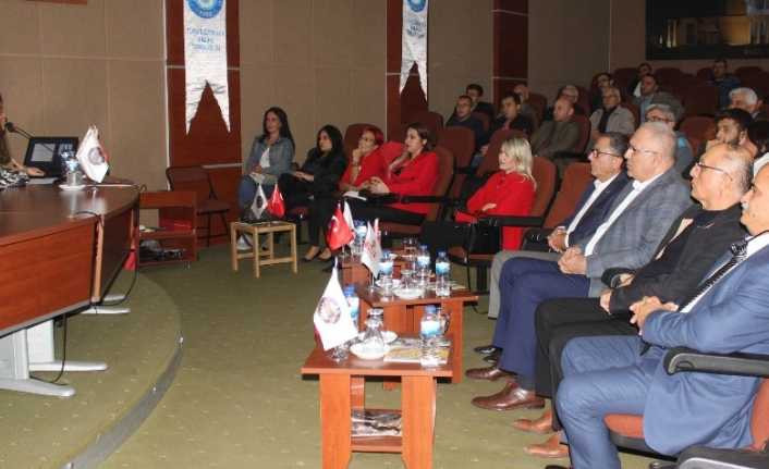 Salihli’de “Atatürk, Cumhuriyet ve Türk Kadını” konferansı