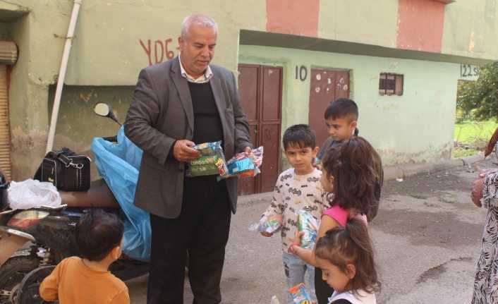 Tosunlu’dan çocukları sevindiren hediye