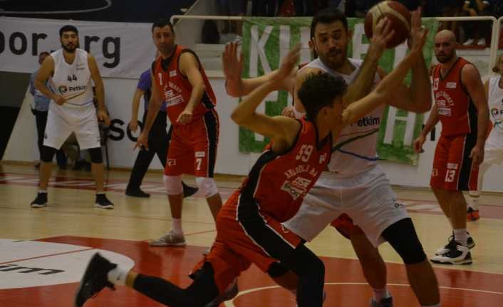 Türkiye Basketbol Ligi: Petkim Spor: 100 - Anadolu Basket: 58